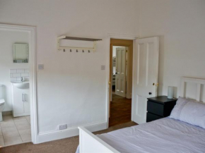 Гостиница Corner House apartment  Уэртинг
